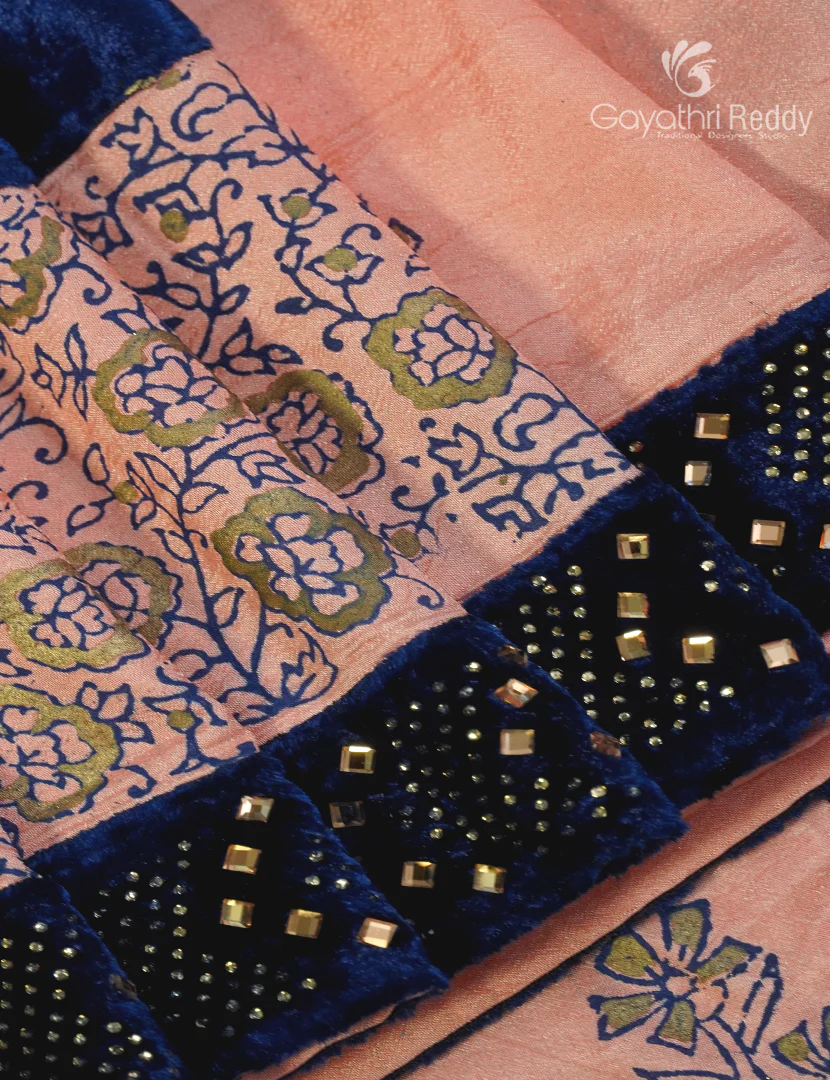 FANCY SAREE -FO1022 - Image 4