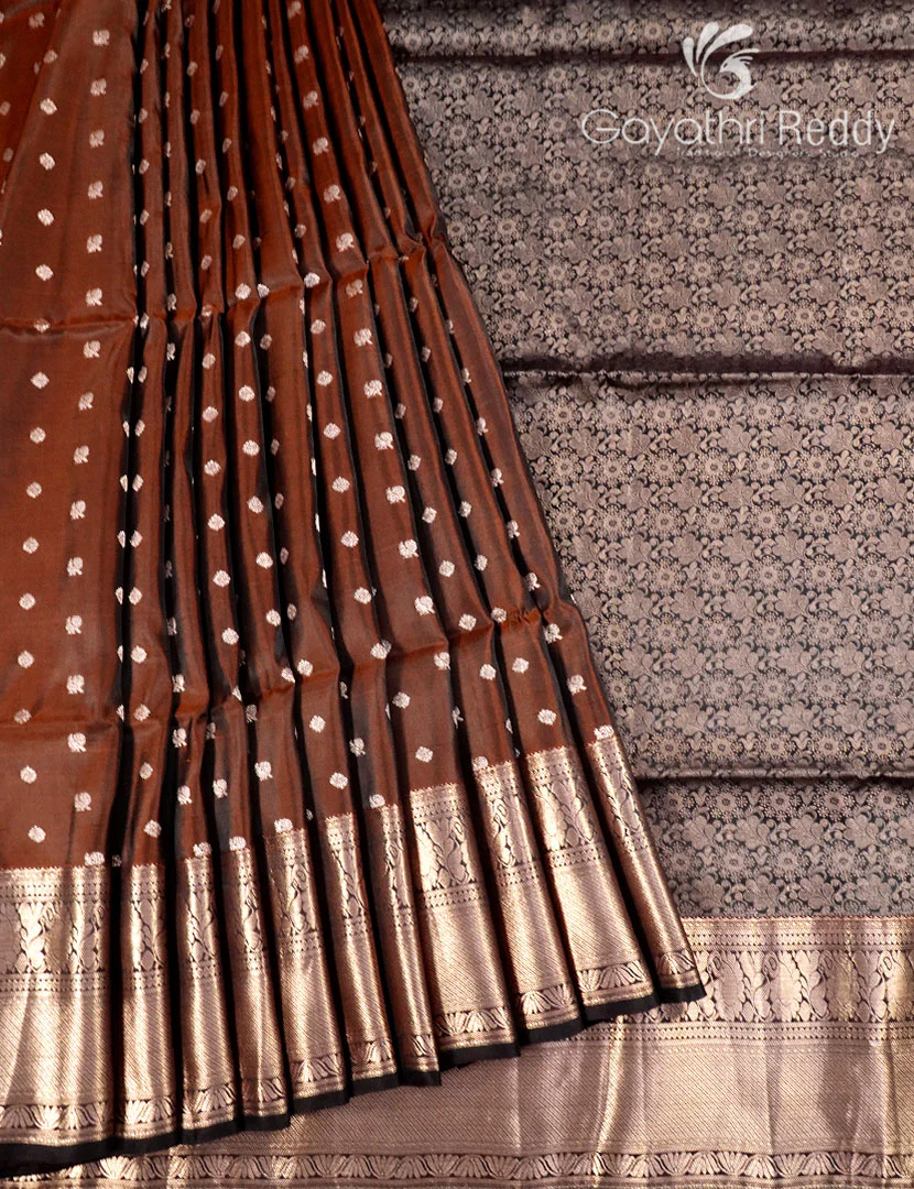 LIGHT WEIGHT KANCHI PATTU-KP8655