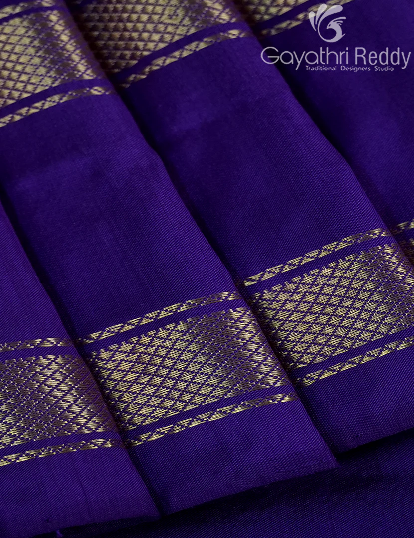 PURE IKKAT PATTU-IP764 - Image 4